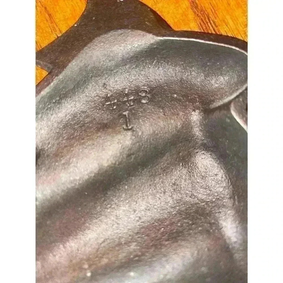 Vintage Hubley 1925 Cast Iron Fish Book Ends - Picture 4 of 5